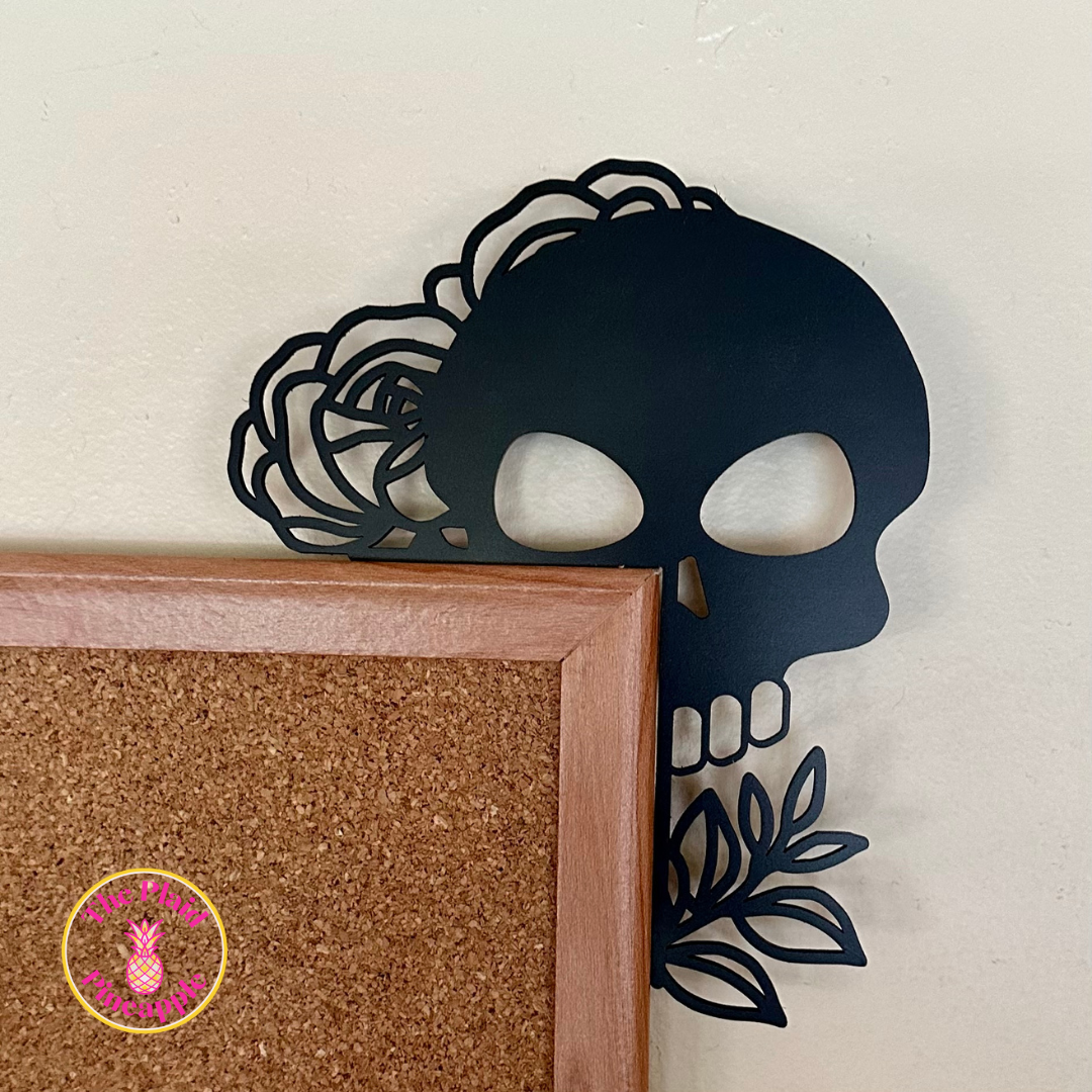Skull and Roses Door Corner